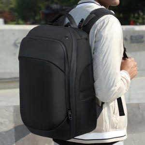 맨백 남자 노트북 백팩 30대 대학생 가방 OZK590A