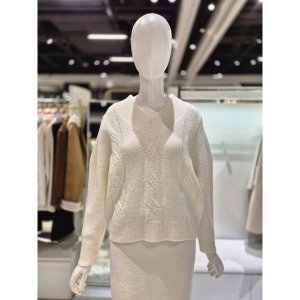 올리브데올리브 브이넥 니트 풀오버 OK4WPA74