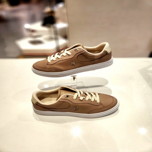 타미힐피거 여성 세렌 에센셜 코트 스니커즈_T52F0ARS110WT1AFC