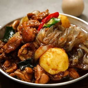 뚝딱잇  안동 순살 간장찜닭 1.05kg