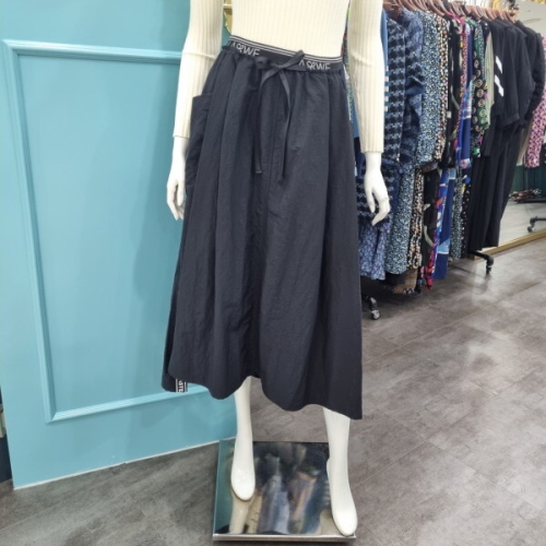 르니앤맥코이 배색언발트임스커트 ML10SK107HJX