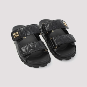 미우미우 로고 마테라쎄 레더 샌들 5XX640
