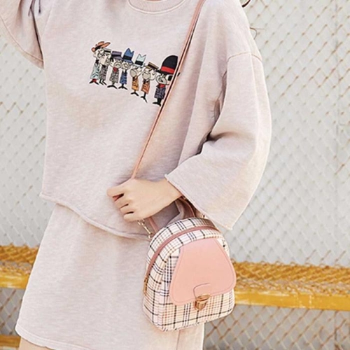 셀러허브 여성 JHQRFU05_4B 여자 주말 여대생숄더백블랙 나들이 코디