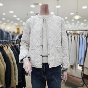 BCBG 올드머니 퀼팅 점퍼 B5A1R151