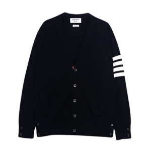 톰브라운 남성 사선 메리노 울 가디건 블랙_MKC002A Y1014 001