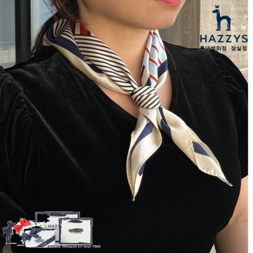 헤지스 여성 아이보리 스트라이프 사각 실크 스카프 HIMU5E803IV