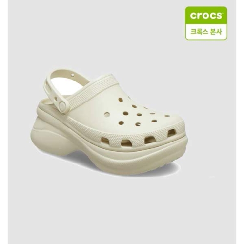 크록스 여성 베이 클로그_206302-2Y2