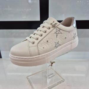 엘칸토 HC11 소가죽 여성화 초경량 세미케주얼 스니커즈 W0S3U5M13