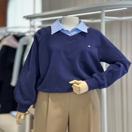 올리브데올리브 여성 배색 카라 브이넥 맨투맨 OW5SE256