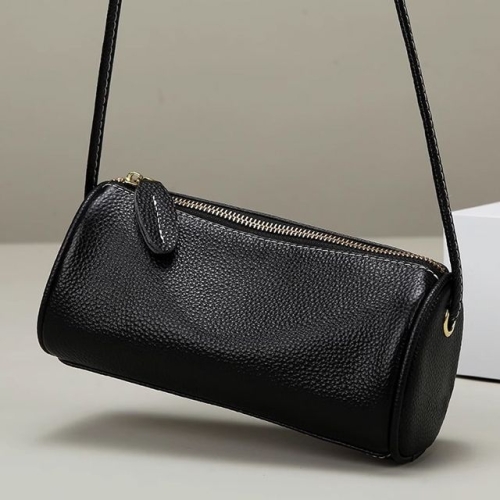 달라보여 퀼커럼 고급질감 크로스백 a03901