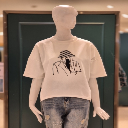 르니앤맥코이 라운드 옆트임 앞뒤 언발 반팔티 MM04TS549FJX