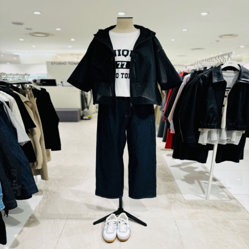 스튜디오톰보이 여성  반팔 지퍼장식 점퍼 9175213984