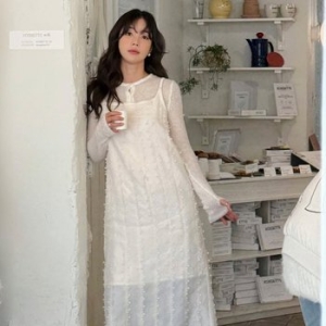 온앤온 여성 플라워 슬리브리스 원피스 NEW5SO212