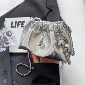 샬롯 데일리 크로스백 a04087