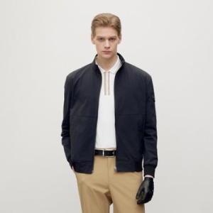 Superior 뉴코아일산 남성 코튼 터치의 케쥬얼한 외관을 지닌 소재를 사용한 봄 홑겹점퍼 IM0FOJN10149 네이비 100