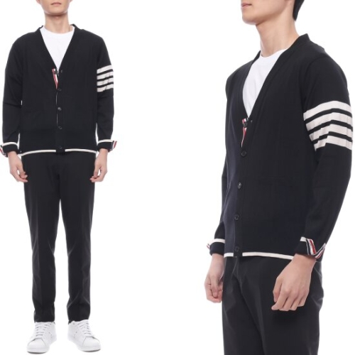 톰브라운 남성 사선 스트라이프 울 가디건_MKC002D Y1014 001 25S