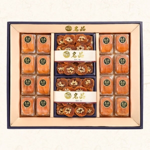 영동  선물하기 좋은 황토방 곶감 1구 16개 + 호두말이 230g 2개 /선물세트