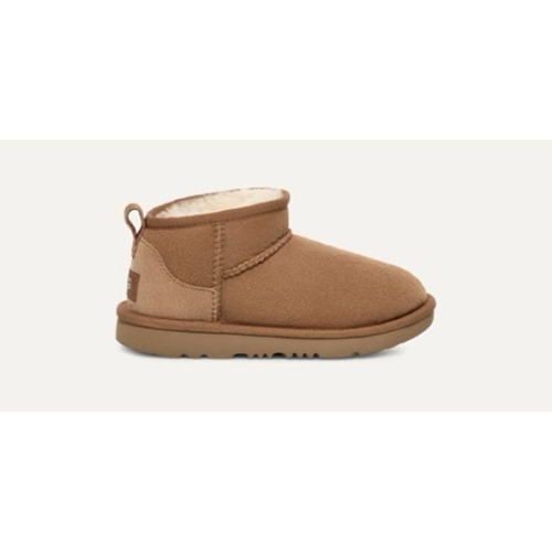 UGG 클래식 울트라 미니