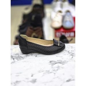 허시파피 세이브존05 여성4Cm굽펀칭웨지단화 IEK3R401