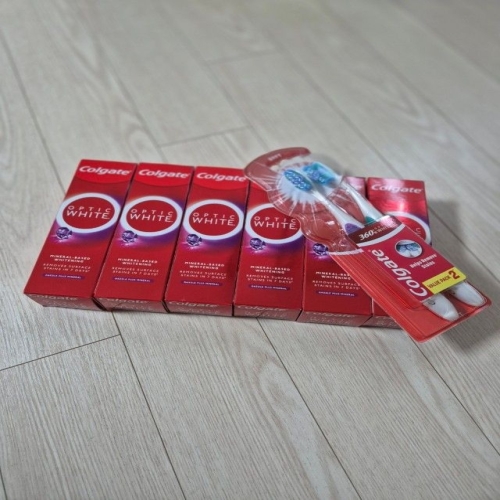 콜게이트  옵틱화이트 엑스폴리에이팅 화이트 치약 100g 6개 + 옵틱화이트 칫솔 2개