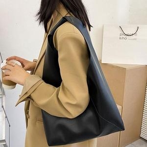 라일리 Rly 데일리 여성 심플 모던 소프트 테더 숄더백 패션 가방 10399942