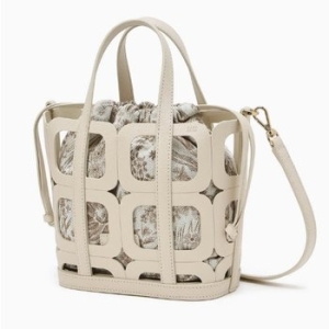 닥스 브라운 음각로고 소가죽 미니크로스백 DCBA5E595IV_s