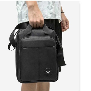 라일리 Rly 크로스백 아웃도어 생활방수 남여공용 토트백 숄더백 18019667