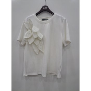 르니앤맥코이 플라워 포인트 라운드 반팔 티셔츠 ML05TS747FJX