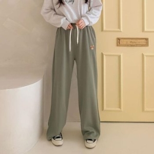 오노마 ONM 결 베어패치 와이드 여자 트레이닝바지 홈웨어 31458344