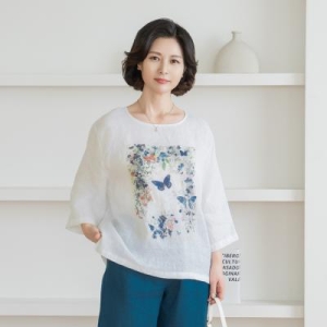 마담4060 엄마옷 나비정원 엄마티셔츠 티셔츠-RTE2505018