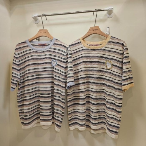 스테파니 HC07 다색 스트라이프 구슬하트 니트 A25SW5233 34761612