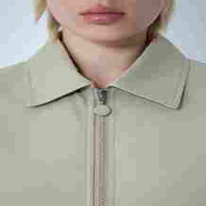 몽클레르 여성 펠시 로고 패치 포켓 슬리브 집업 자켓 베이지 1A00012 598RT 204