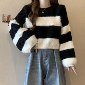 수프 셀럽하우스 겨울 YKXC0681 여성 티셔츠 소개팅 라이트 크롭 니트 583093_n613_1_WFFZ88K