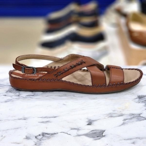 허시파피 세이브존05 여성 스티치 소가죽 광폭 3cM통굽샌들 DKFRFY742