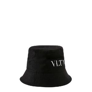 발렌티노 VLTN 프린트 버킷 햇 WY2HGA11UXI 0NI T