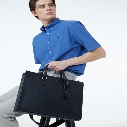 헤지스 액세서리 남성 스테디셀러블랙 로고프린트 소가죽 서류가방 WUBA4F355BK