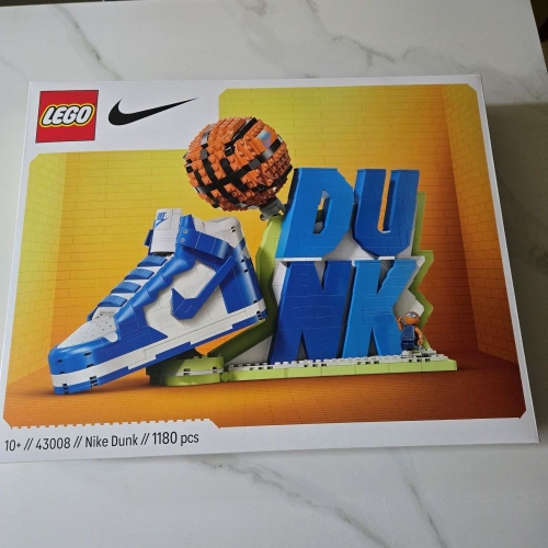 레고  Nike Dunk x LEGO® Set (43008)