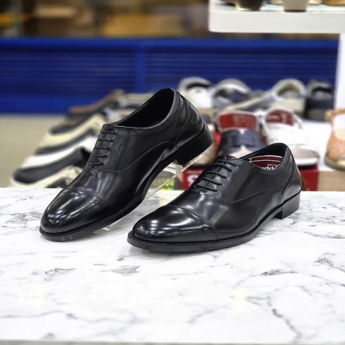 허시파피 세이브존05 남성 베이직모던 우레탄몰드3Cm굽 정장 구두 GFKLM530