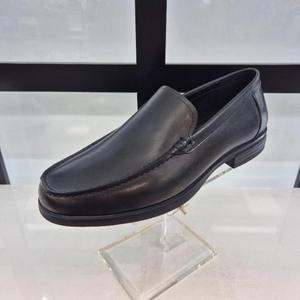 엘칸토 HC11 소가죽 남성화 세미정장 로퍼 A4C0U5T1319