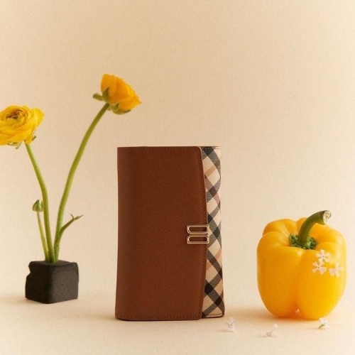 닥스 브라운 체크배색 DD로고 3단 중지갑_DCWA5F423W2