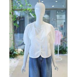 올리브데올리브 스퀘어넥 아이렛 펀칭 블라우스 W5AB400