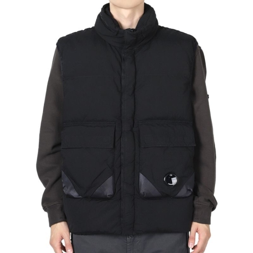 CP컴퍼니 남성 에코크롬 R 패딩 조끼_19CMVE028A 006369M 999