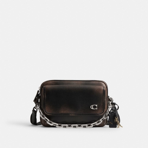 코치 차터 플랩 크로스바디 백 24 인 러브드 레더_CBN38 Y4B