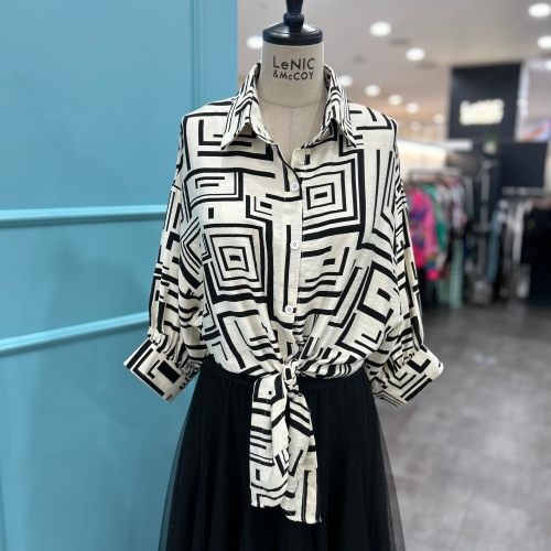 르니앤맥코이 소매 7부 썸머 패턴 여름 셔츠 MM06BL555HJX