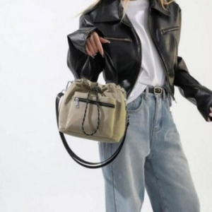 나일론 크로스백 데일리 도트백 여자 클래식 버킷백 WFJ9IDL