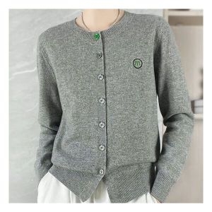 더블린 M 자수 라운드 니트 가디건_T4CCA002C601830