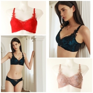 와코루 A컵B컵 WBRC253 스무스한 실루엣 드레스업 세미 메이크업 브라