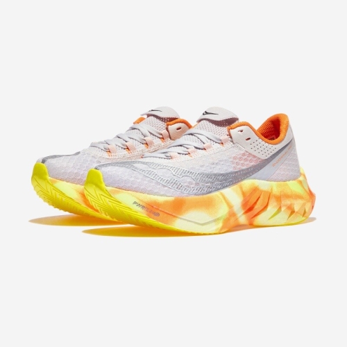 써코니 여성 러닝화 엔돌핀 프로4 WB823695