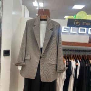 멜로디가든 HC07 자캣 메가레터링자켓 M25F8J104 S40817821