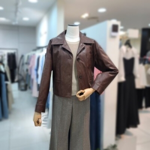 잇미샤 페이크 레더 크롭 자켓 ITP9YLJ890